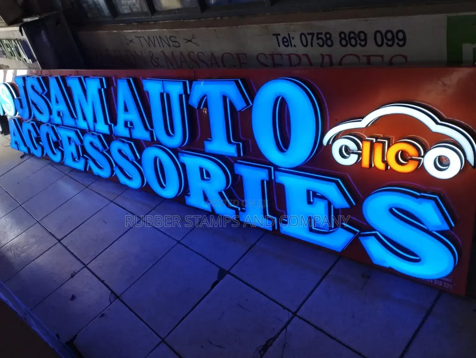 3d and 2d Signages