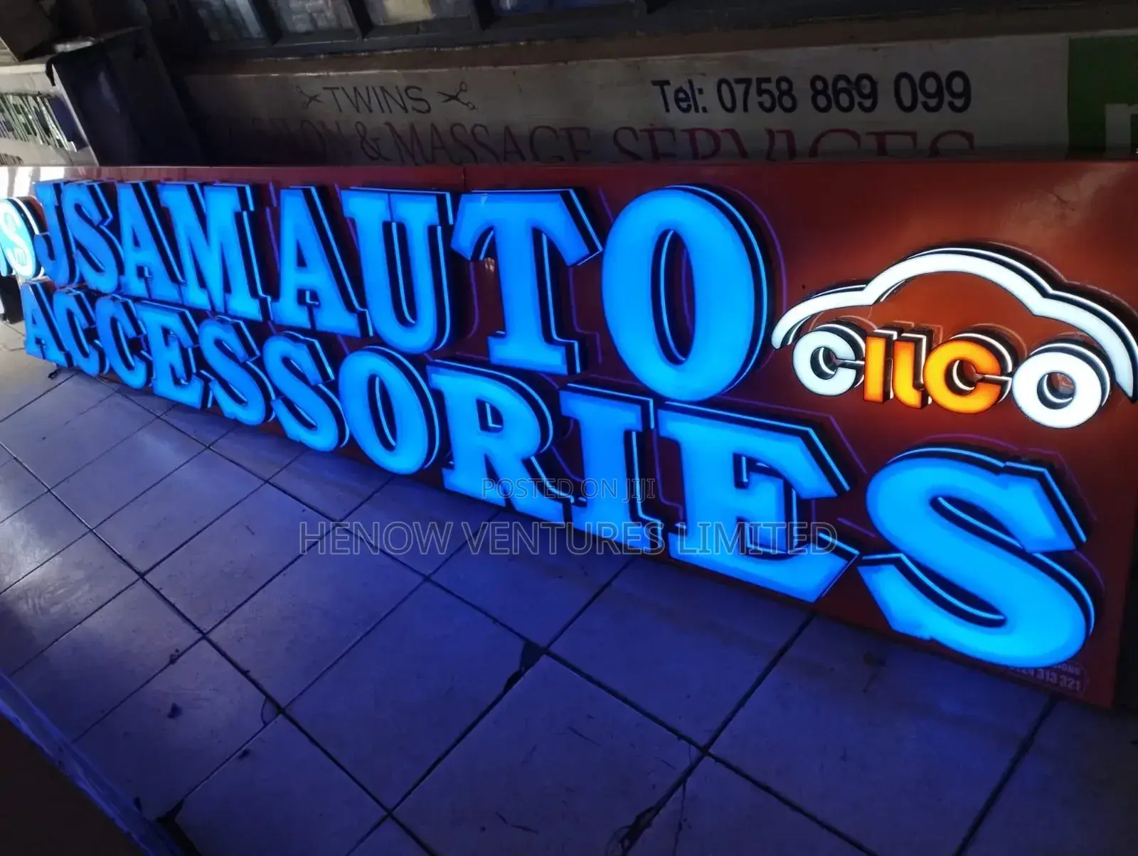 3d and 2d Signages