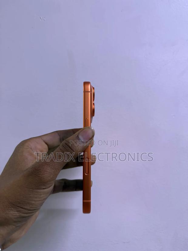 Apple iPhone 17 Pro 256 GB Orange - thumbnail 2