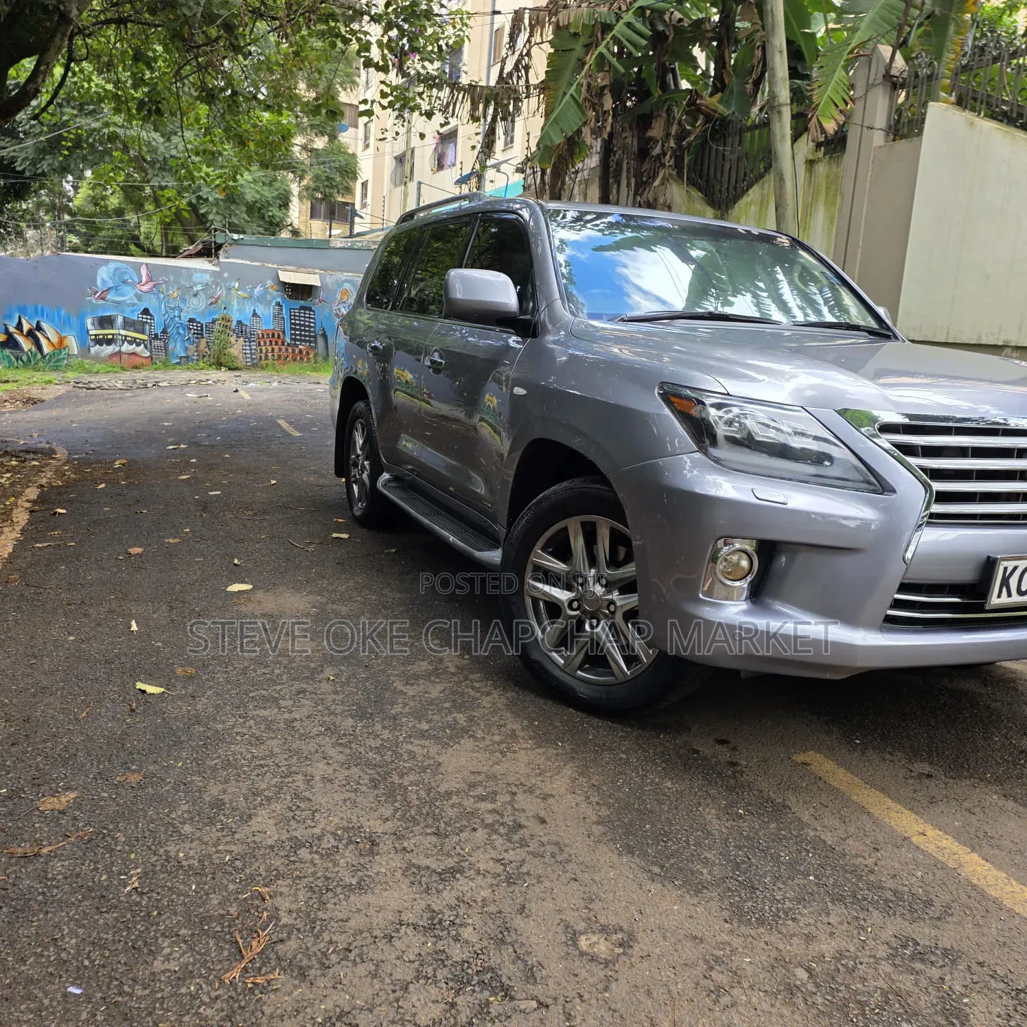 Lexus LX 570 2011 Gray