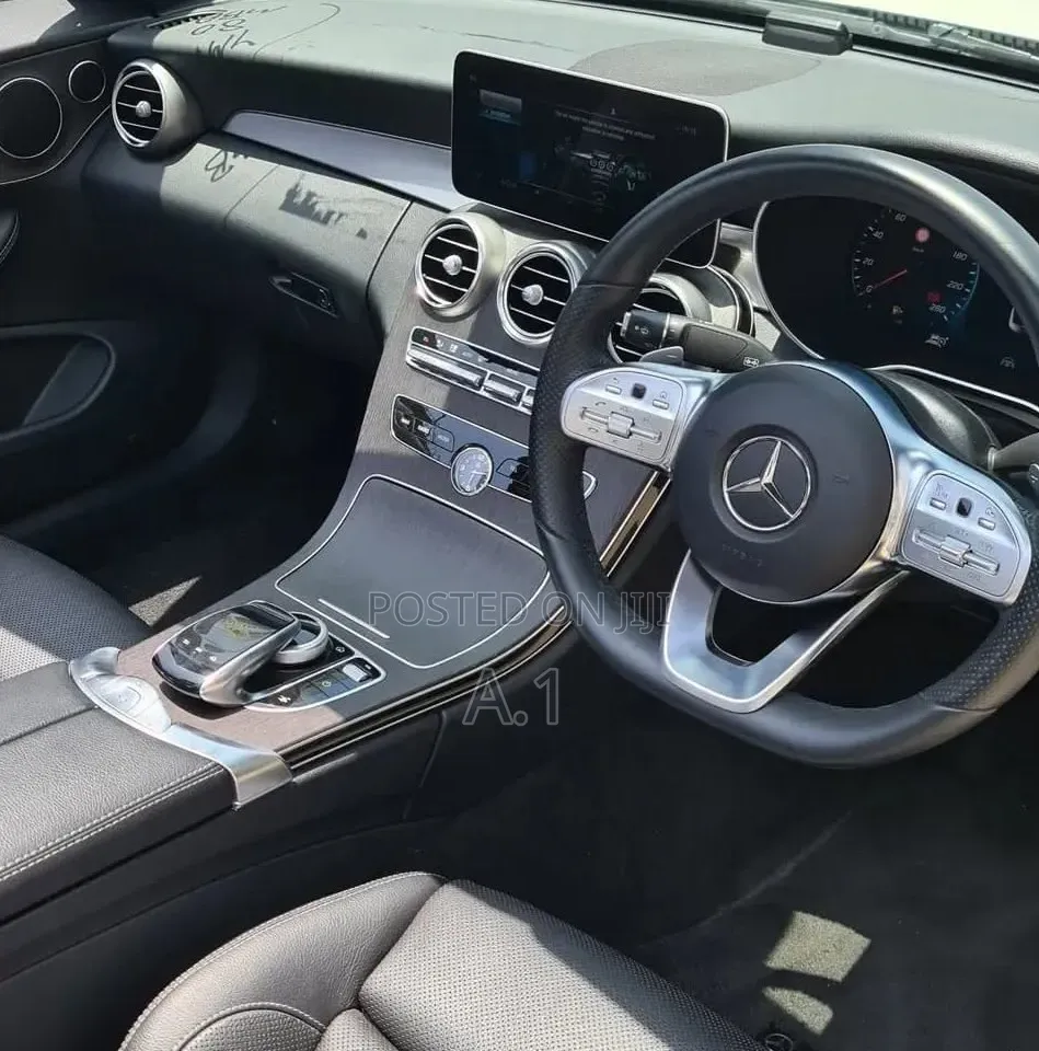 Mercedes-Benz C180 2019 White