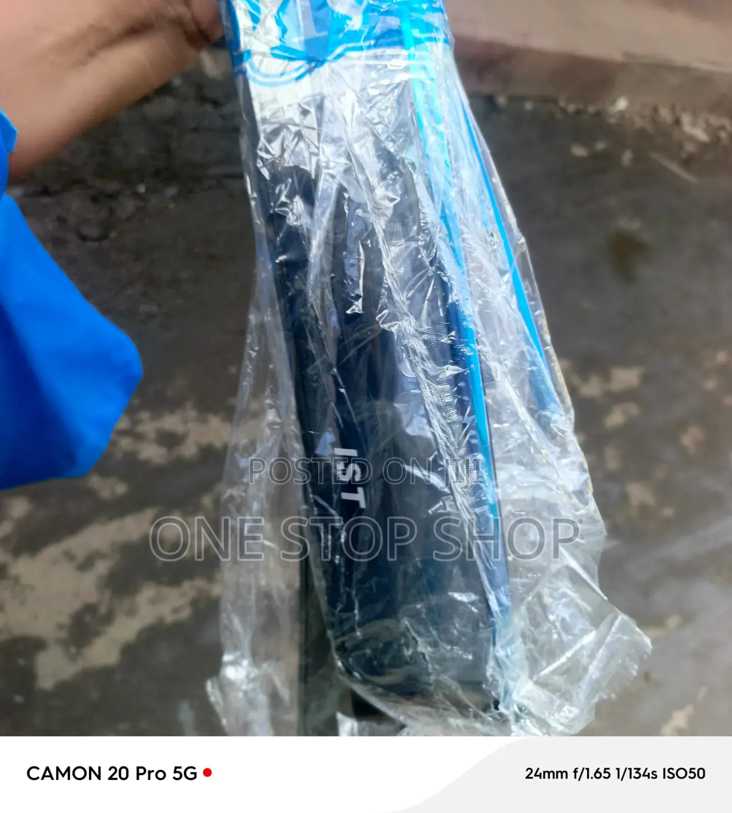 4pc Ist Sunvisors/Windbreaker/Windshield Set