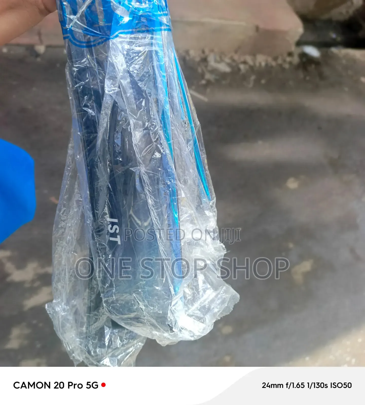 4pc Ist Sunvisors/Windbreaker/Windshield Set