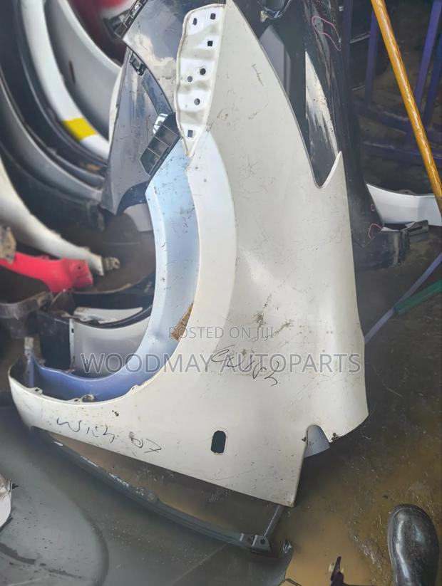 Toyota Wish 2007 Fenders