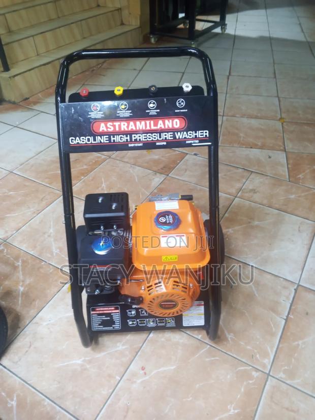 Well Performing Pressure Washer