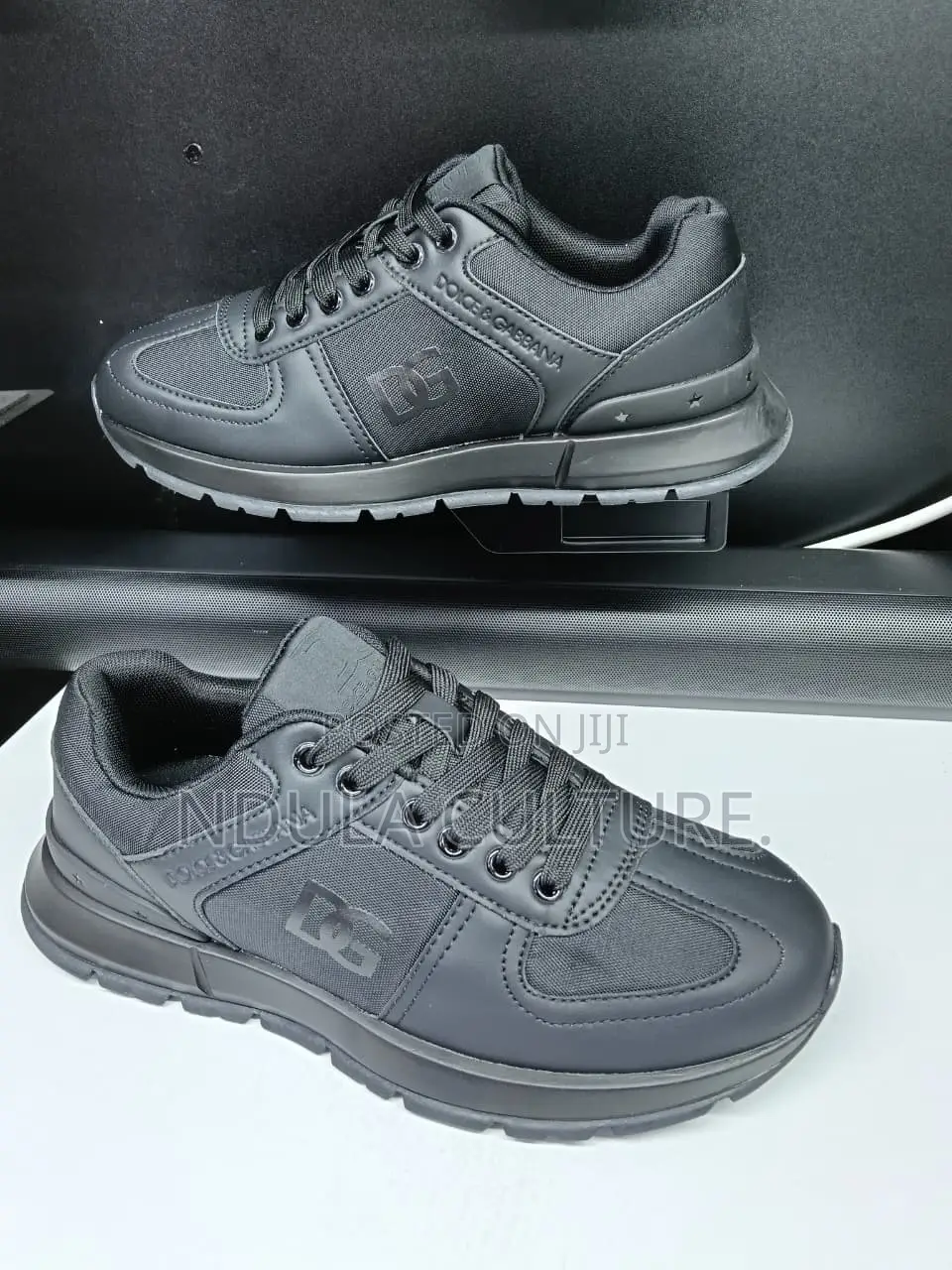 Dolce and Gabbana Dg Cushion Sneakers
