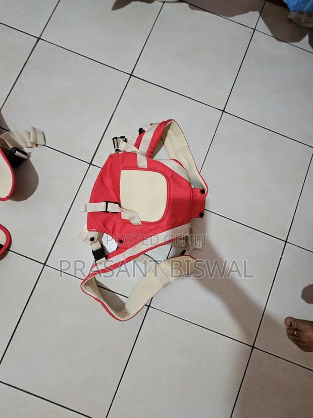 Baby Carrier With Seat - thumbnail 2