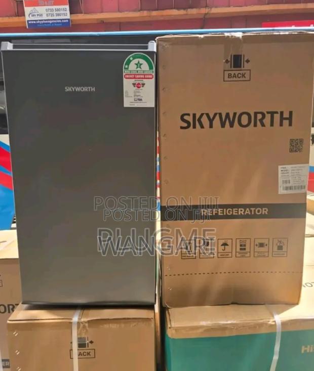 Single Doors Skyworth 90l Fridge