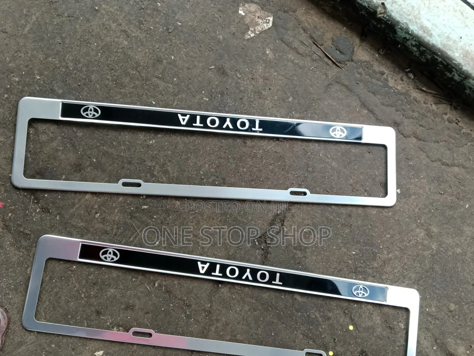 2pc Chrome Metallic New Generation Plate Holders Oblong Version