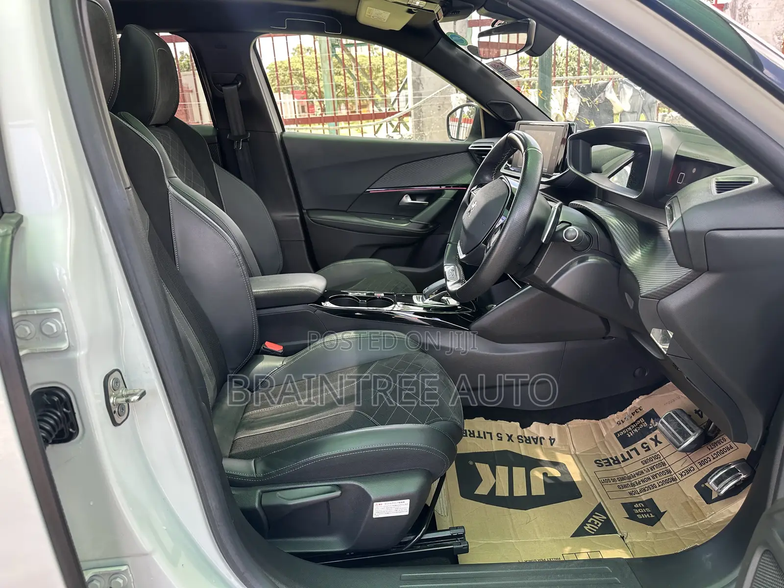 Peugeot 2008 1.2 PureTech (155 Hp) 2021 White