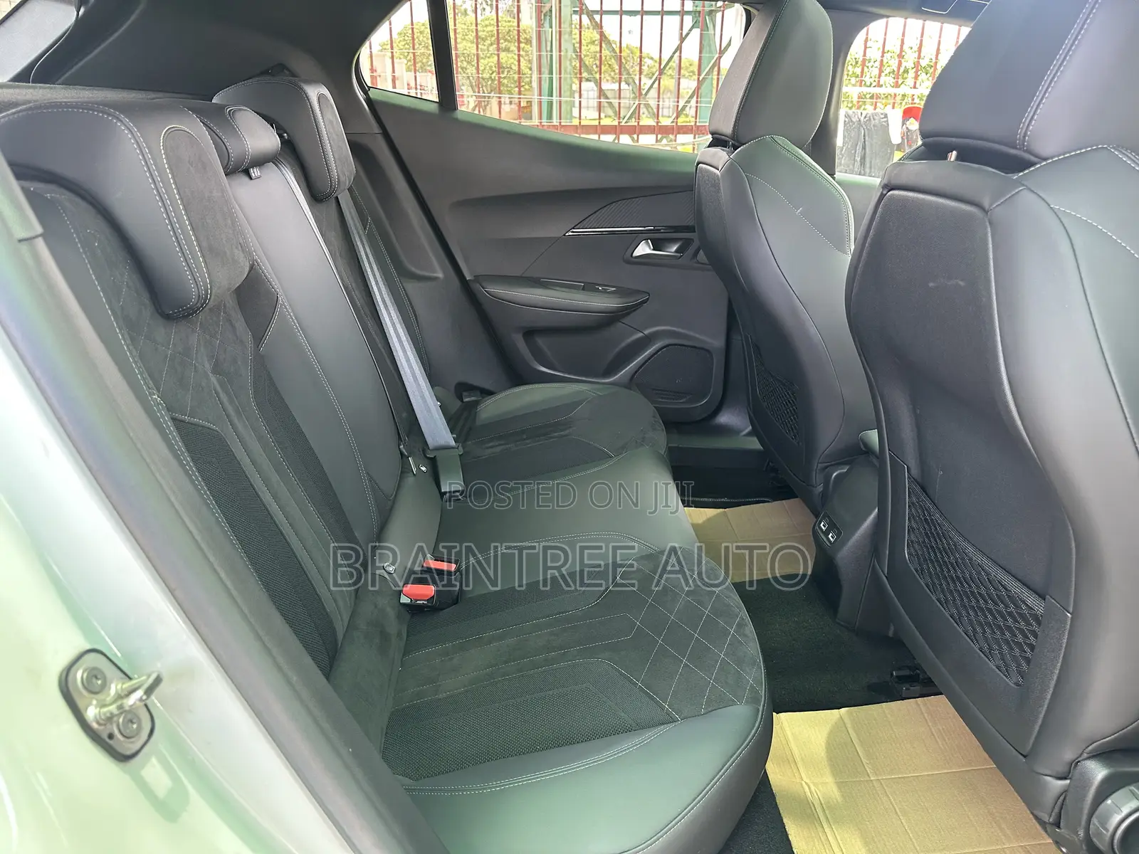 Peugeot 2008 1.2 PureTech (155 Hp) 2021 White