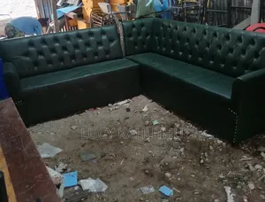Corner Couches With Armest and Cacaus