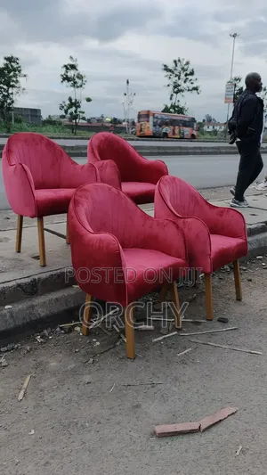 Whine Red Manicure Seats