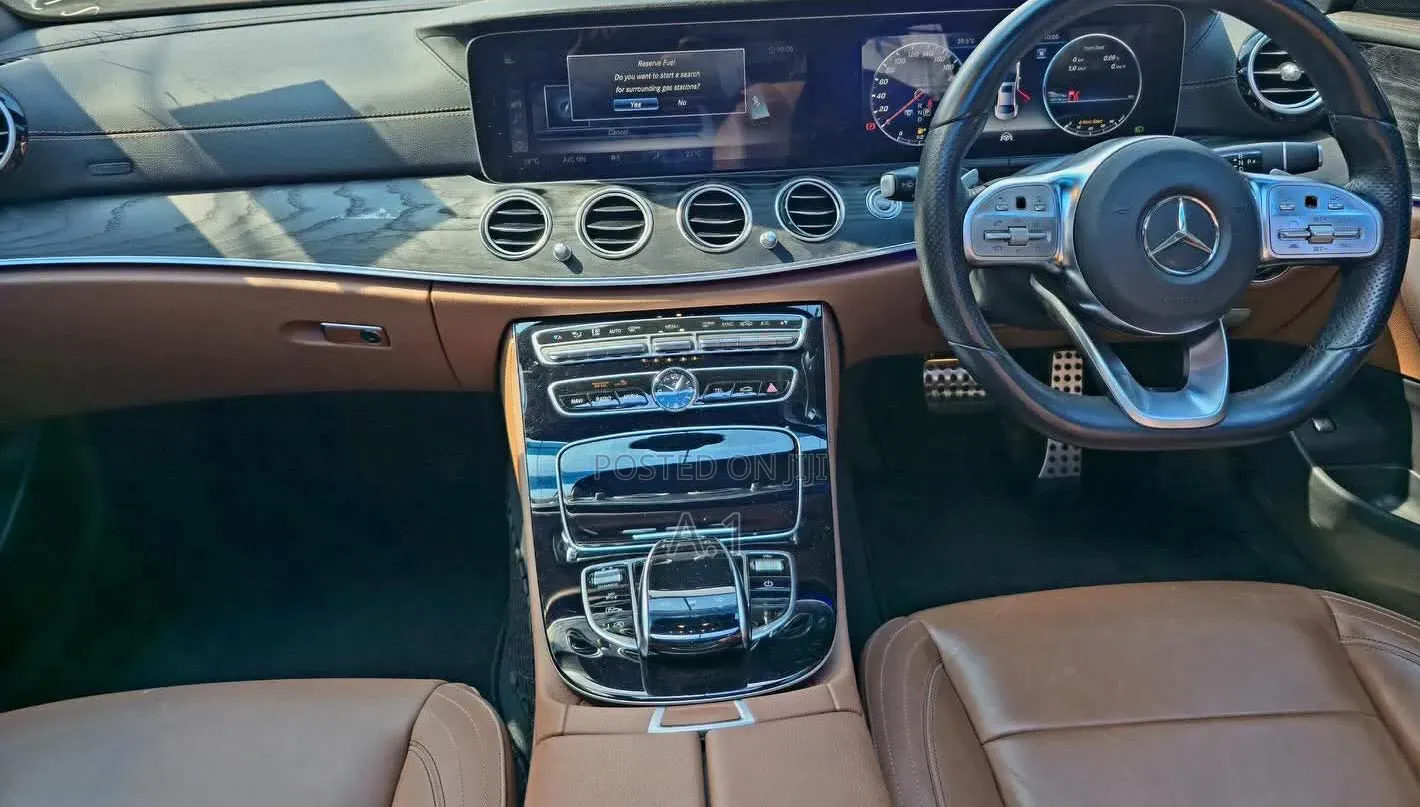 Mercedes-Benz E200 2019 Black
