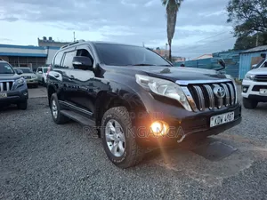 Toyota Land Cruiser Prado 2.7 i 2012 Black