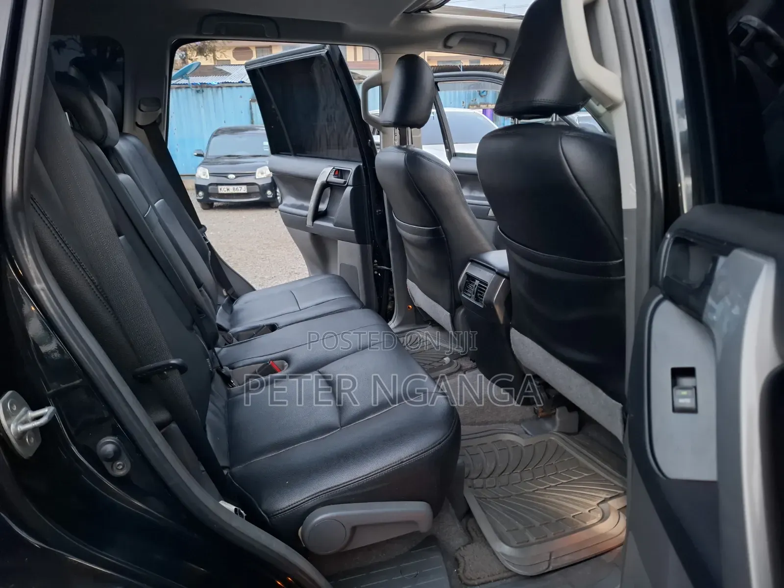 Toyota Land Cruiser Prado 2.7 i 2012 Black