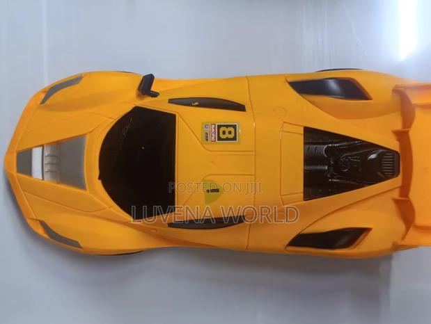 Yellow Salon Car - main view