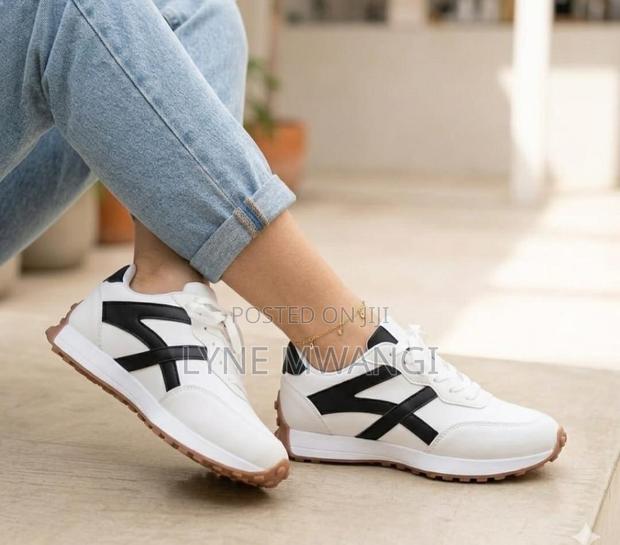 Unisex Sneakers - thumbnail 2