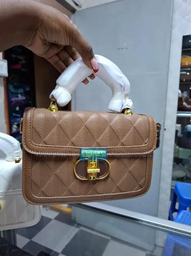 Classy Bags - thumbnail 2