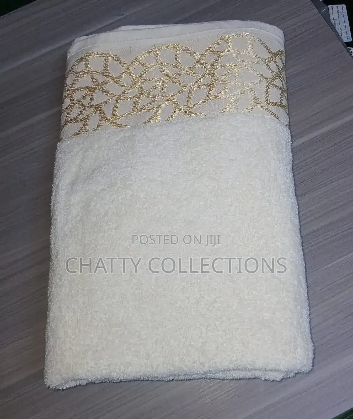 White and Gold Big Size 90 Cm × 150 Cm 400 Grams Lotus Cotton Towel