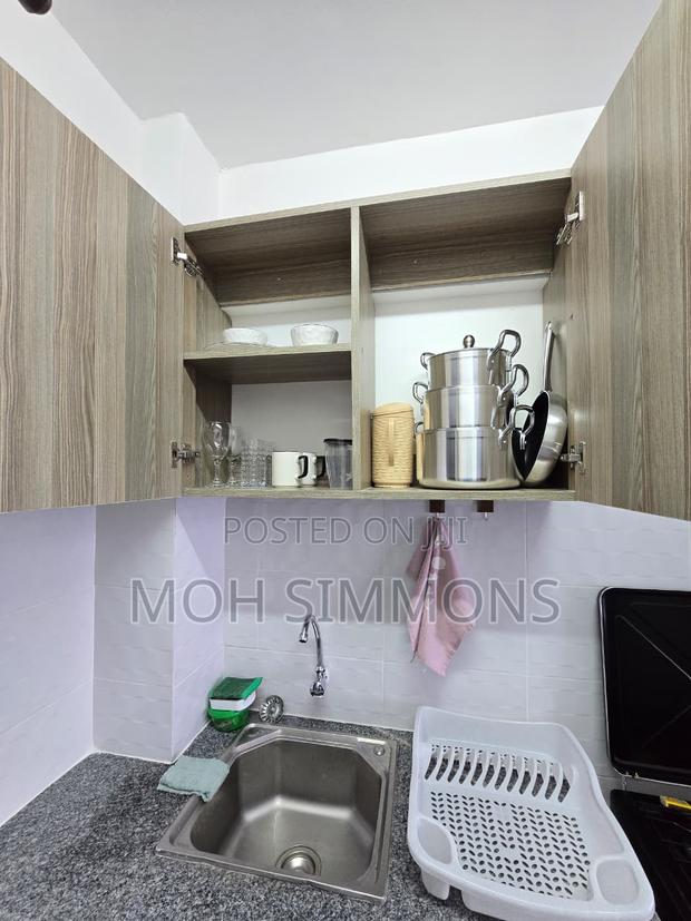 Elegant Fully Furnished Airbnb Studio Parklands / Ngarafully F - thumbnail 11