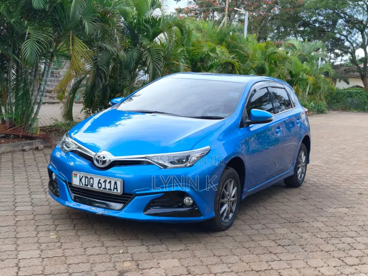 Toyota Auris 2016 Blue
