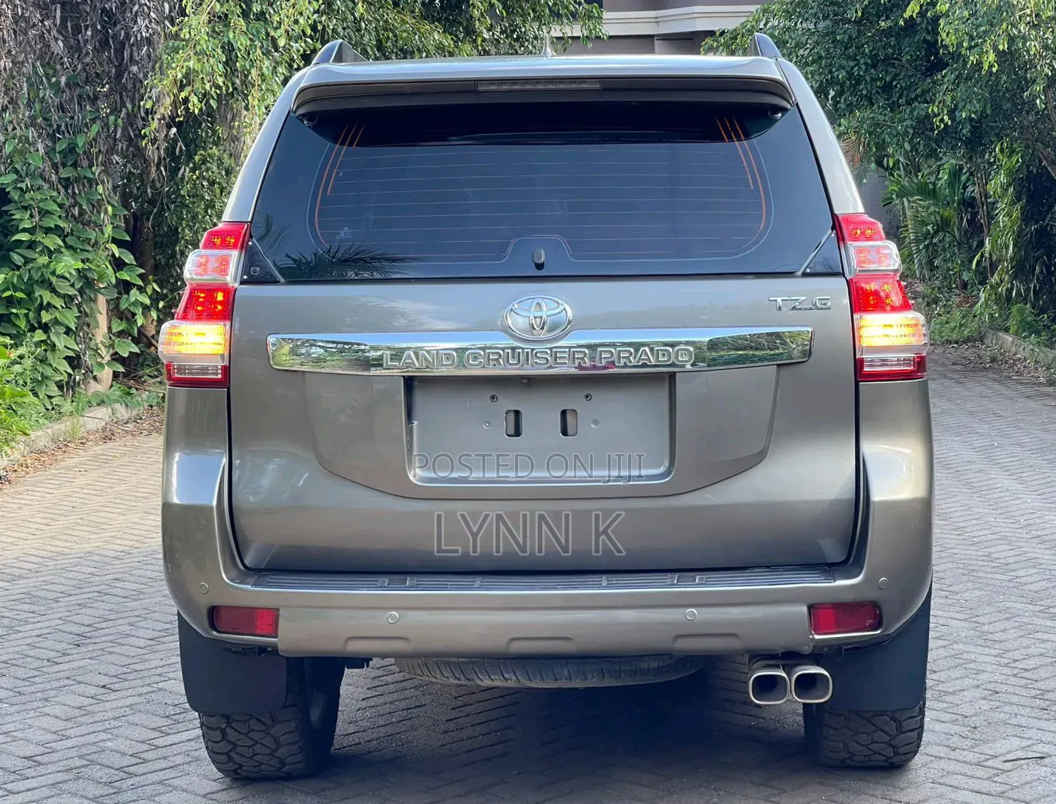 Toyota Land Cruiser Prado 2016 Gray