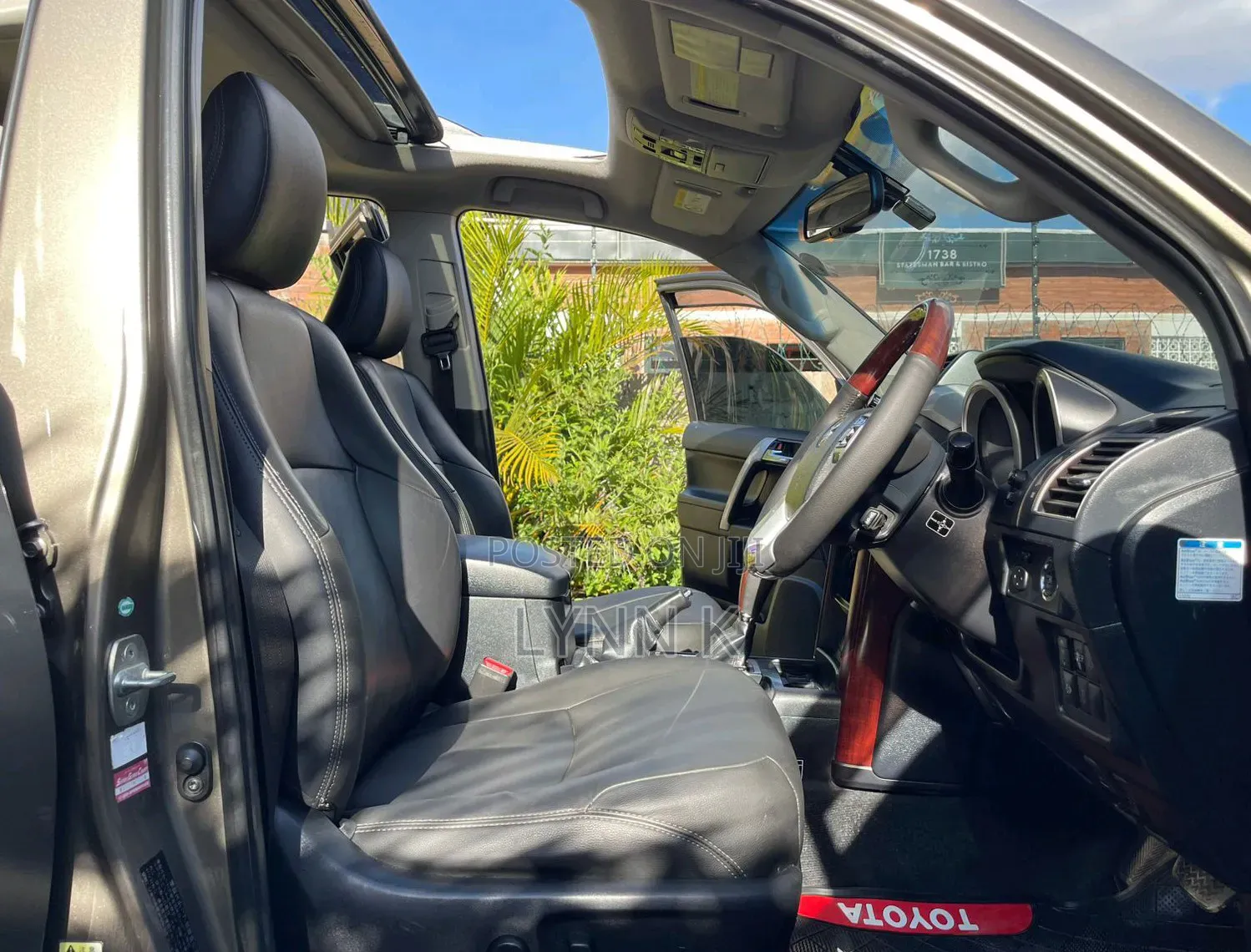 Toyota Land Cruiser Prado 2016 Gray