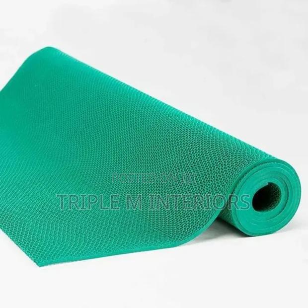Durable S Mat | Ideal for Doorways Bathrooms