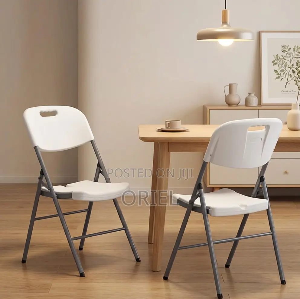 Plastic Foldable Chairs :- Outdoor Event Plastic Foldable Chair