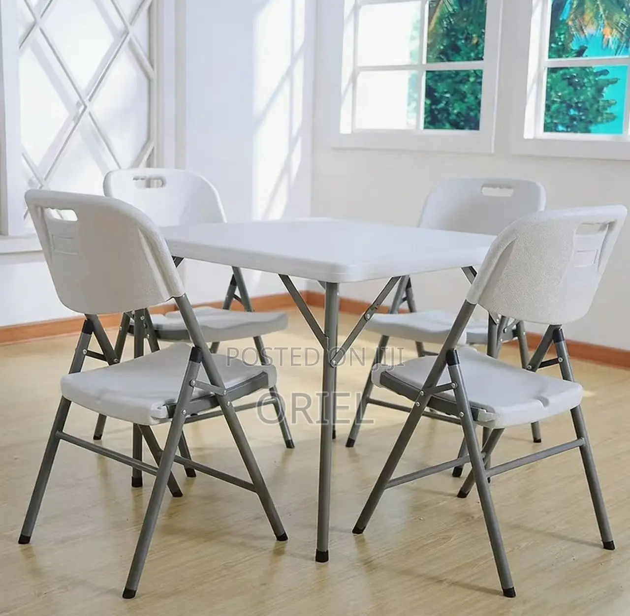 Plastic Foldable Chairs :- Outdoor Event Plastic Foldable Chair