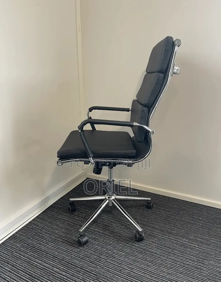 Executive Boardroom Table :- Ribbed Leather Mid-Back Office Chair