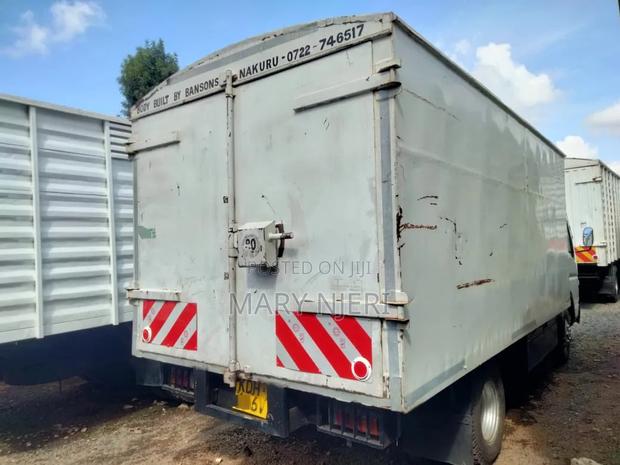 Mitsubishi Canter 2021 White - thumbnail 8