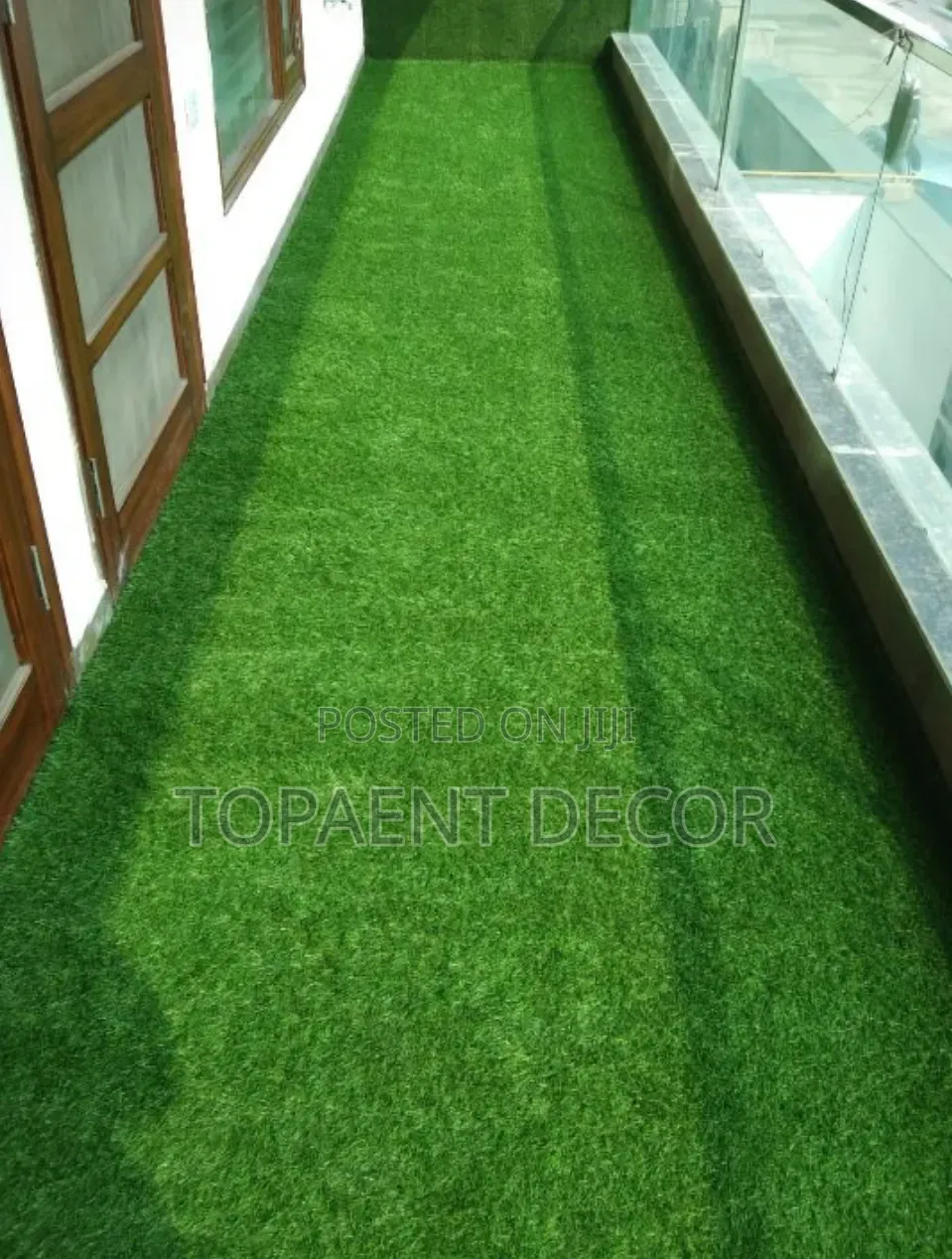 20mm Hostel Balcony No Dirt Just Green Artificial Grass Carpet