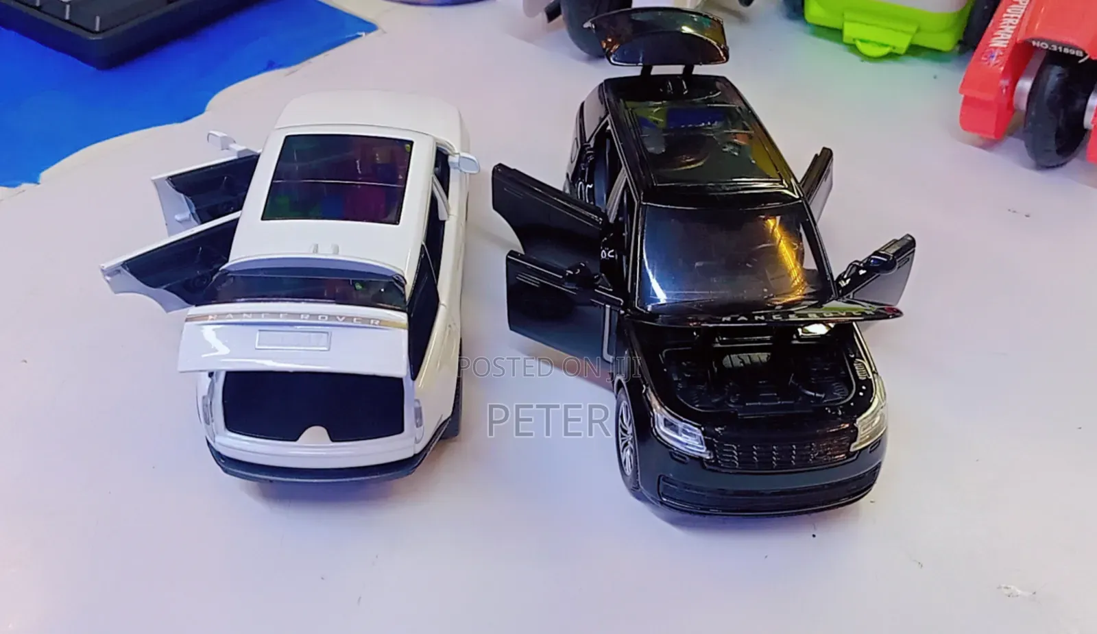 Luxury Mini Cars – Perfect for Gifts, Car Décor Office Setup