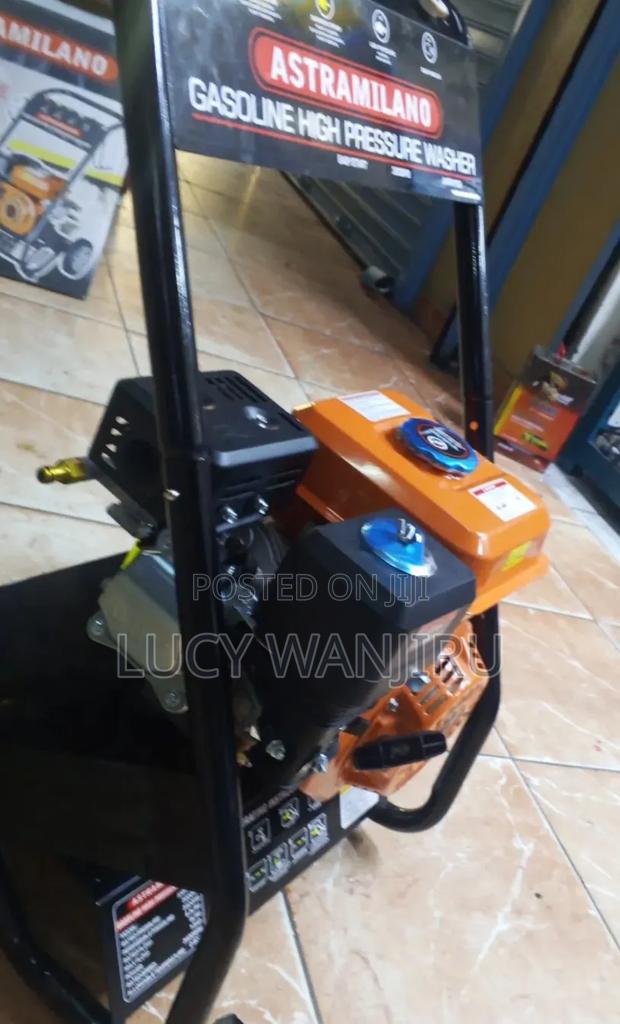 Long Lasting Pressure Washer - main view