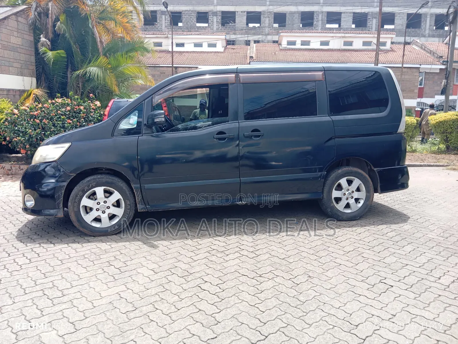 Nissan Serena 2011 Black
