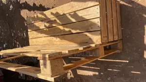 Pallets Chair and Table