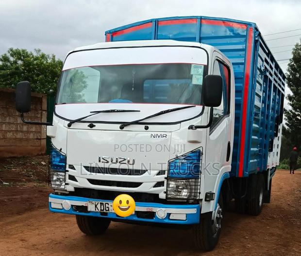 Isuzu NMR 90