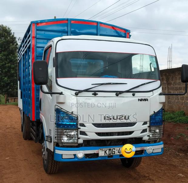Isuzu NMR 90 - thumbnail 3