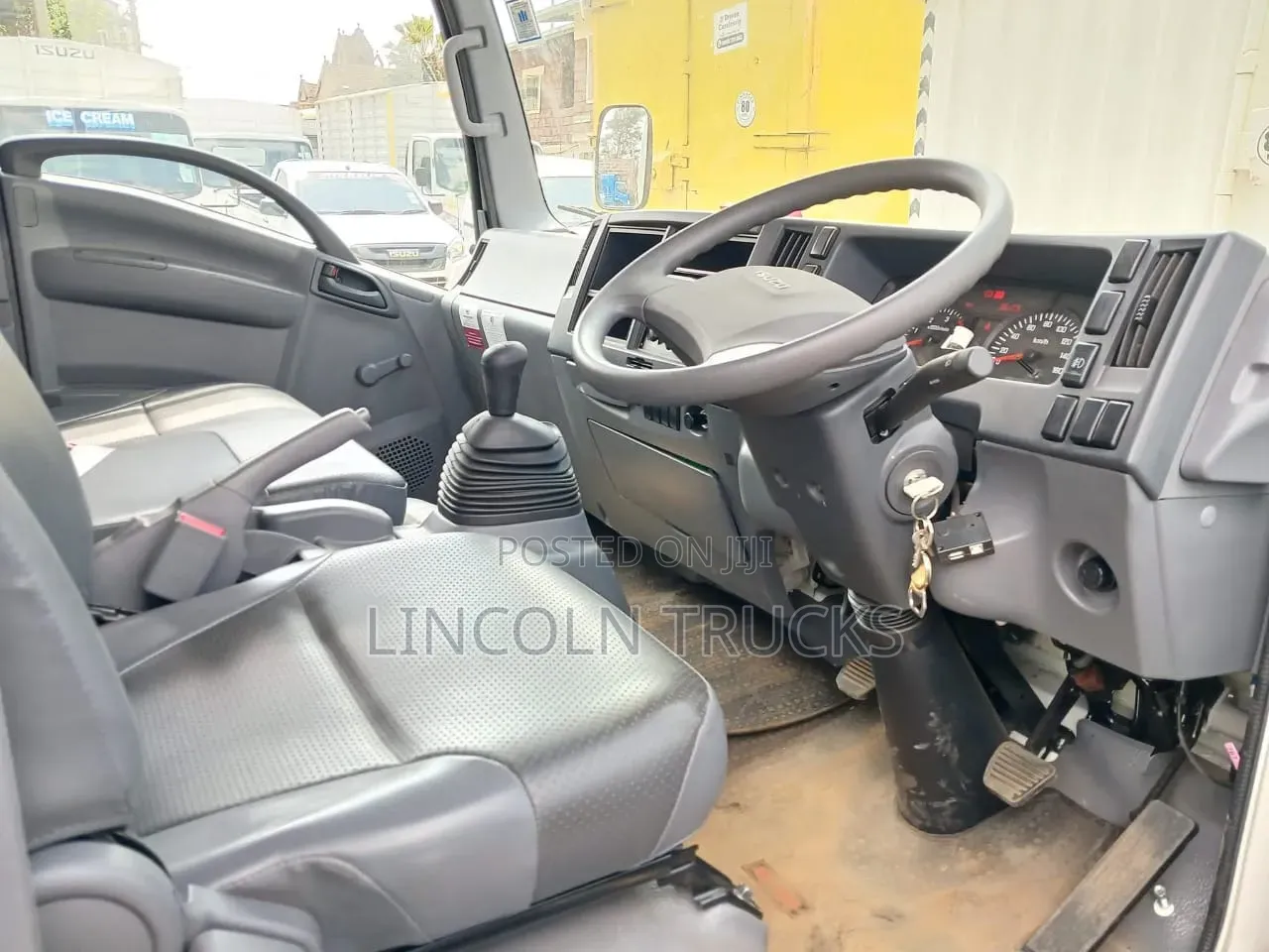 Isuzu FRR 90.