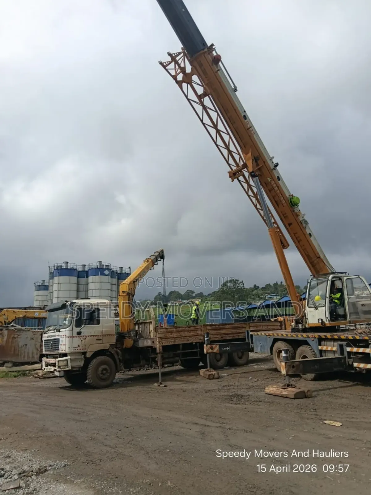 30 Tonne Crane at Hand for Lifting Services