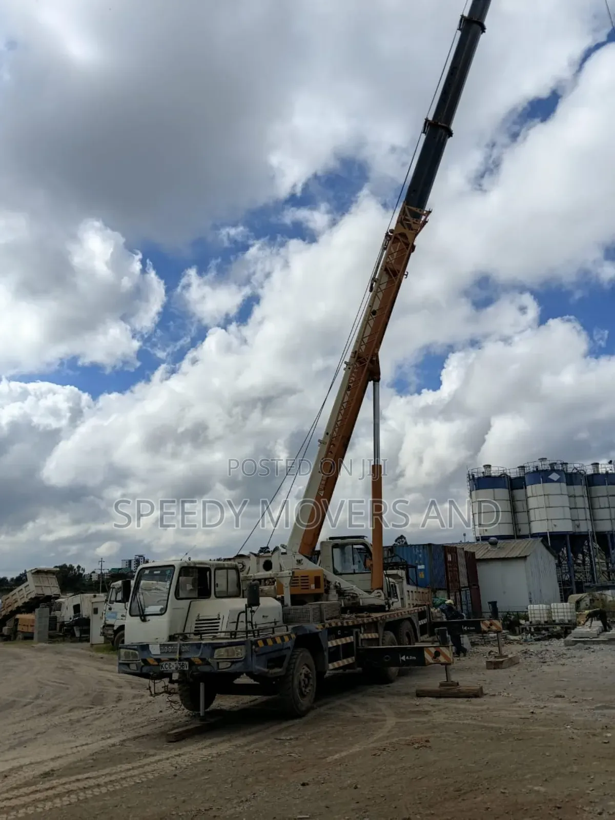30 Tonne Crane at Hand for Lifting Services