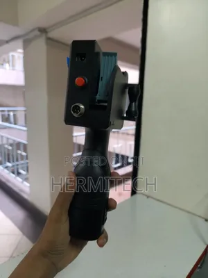 Large Capacity Handheld Inkjet Printer 12.7mm Max Printing Size