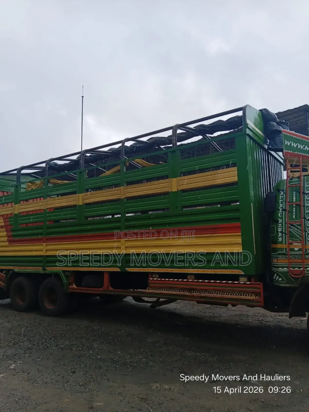 Open Mguu Kumi at Hand for Transport!!