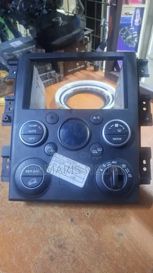 Escudo Ac Control Switch