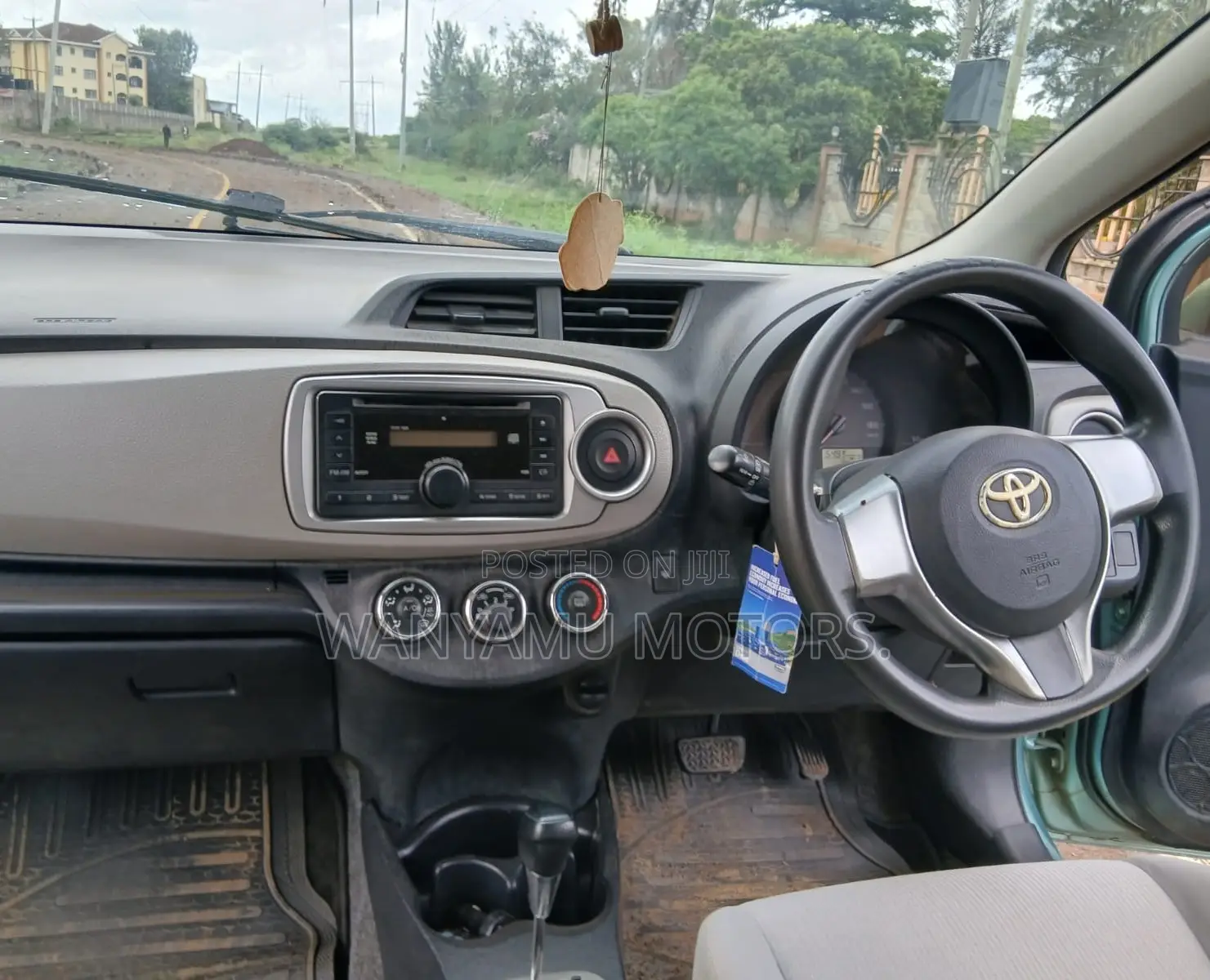 Toyota Vitz 2011 Blue