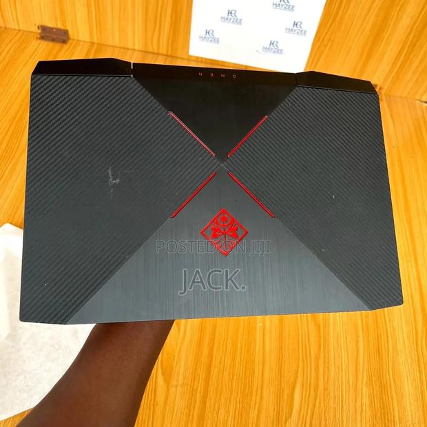 Laptop HP Omen 15 16GB Intel Core i7 SSD 512GB - thumbnail 2