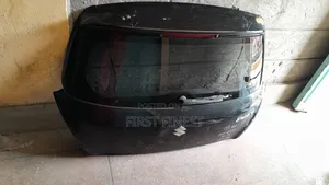 Suzuki Swift 2012 Boot