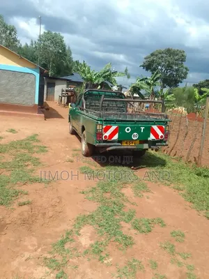 Toyota Hilux 1993 Green